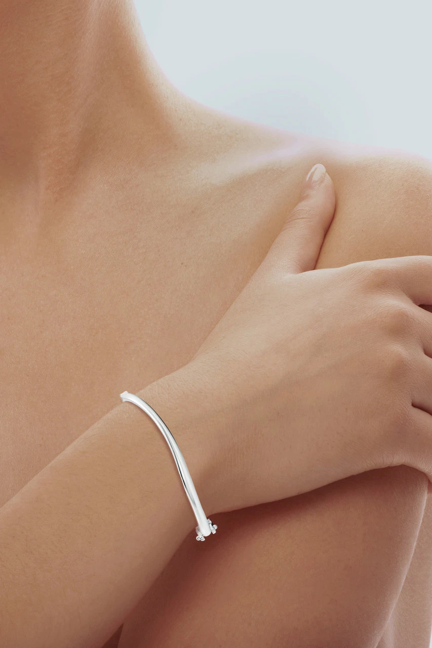 Shangri-La Brushstroke 14K Gold Bracelet 15 Shangri-La Brushstroke 14K Gold Bracelet - Image 15