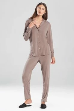 Shangri-La TENCEL™ Long Sleeve Notch PJ 24 Shangri-La TENCEL™ Long Sleeve Notch PJ -Natori Sales Shop Shangri La Long Sleeve Notch PJ Heather Walnut by Natori 89291.1626905686