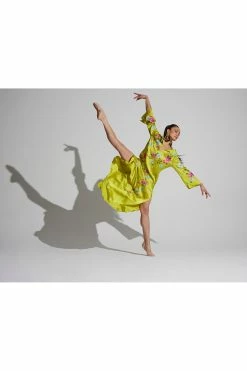 Couture Saito Embroidery Caftan -Natori Sales Shop Stella 037 0001 66247.1646330115