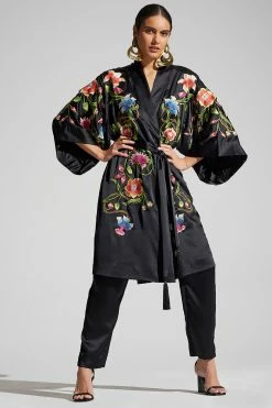 Couture Kamakura Embroidery Wrap 5 Couture Kamakura Embroidery Wrap -Natori Sales Shop Stella 043 0041 93657.1646942023