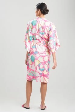 Taisho Robe 5 Taisho Robe -Natori Sales Shop Taisho Robe White Multi by Natori 2 96395.1645814404