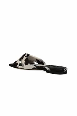 Vitta Taichou Slide Sandals -Natori Sales Shop Vitta Taichou Slide Sandals Black White by Natori 3 2 59534.1670942830