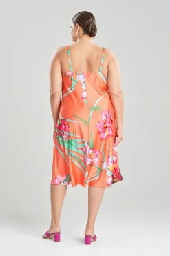 Water Lily Gown 7 Water Lily Gown -Natori Sales Shop Water Lily Gown Coral Pink Combo by N Natori 4 02469.1675357430