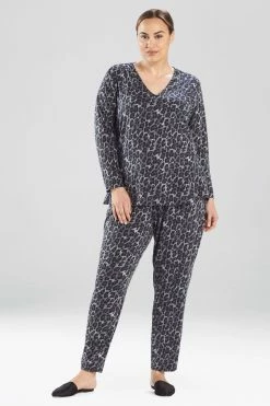 Wild Instinct Cozy PJ -Natori Sales Shop Wild Instinct Leggings Charcoal Animal by N Natori 3 33705.1628462589