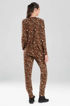 Wild Instinct Cozy PJ -Natori Sales Shop Wild Instinct Leggings Natural Combo by N Natori 2 74827.1628462602