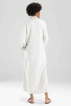 Plush Sherpa Lounger 31 Plush Sherpa Lounger -Natori Sales Shop api8efly3 55865.1629323152