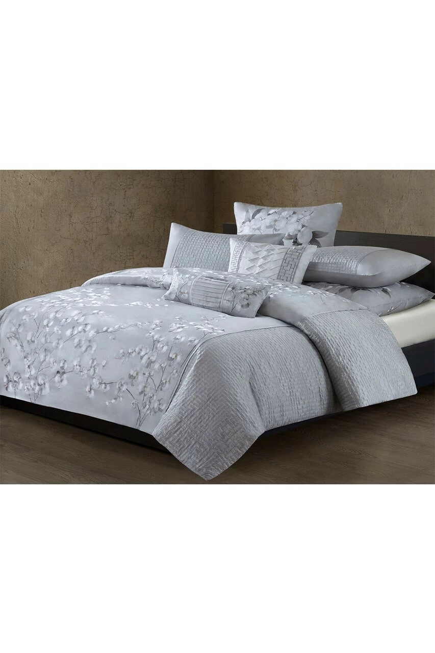 White Orchid Duvet Sham 2 White Orchid Duvet Sham - Image 2