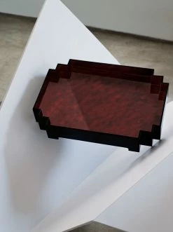 Lacquer Curved Tray With Tapered Edges