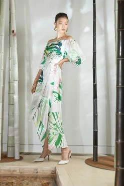 Hammered Brass Gold Leaf Pendant Clip Earrings -Natori Sales Shop apitfj5id 20335.1580855764